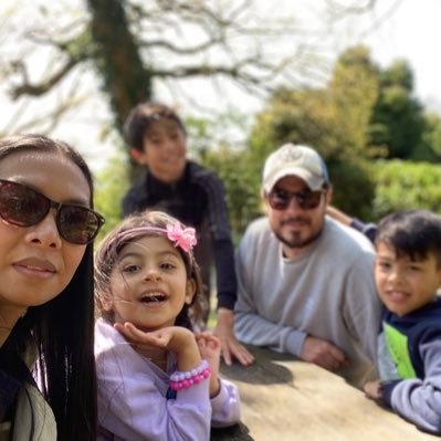 loved the Ex Pat life, lived in the Philippines and Dubai, Have a beautiful wife, two handsome little boys and our very own Princess. Life is grand.