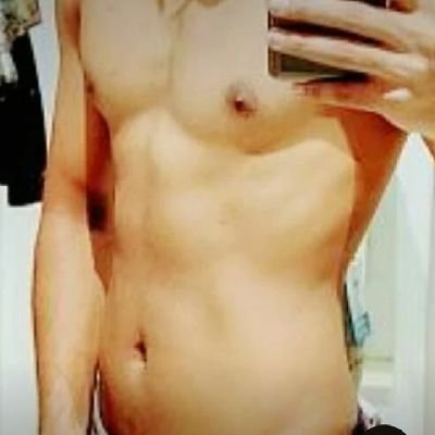 SimonJo51826300's profile picture. Gay guy