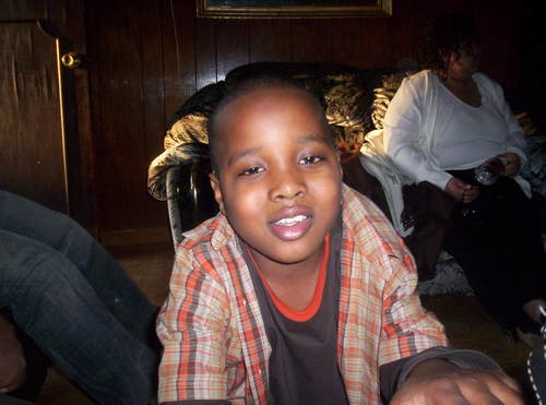 1Tyrell's profile picture. im a boy i luve me sum girlsssssssssssss