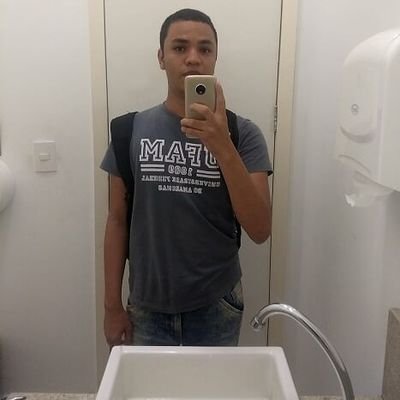 almp_25's profile picture. 👀