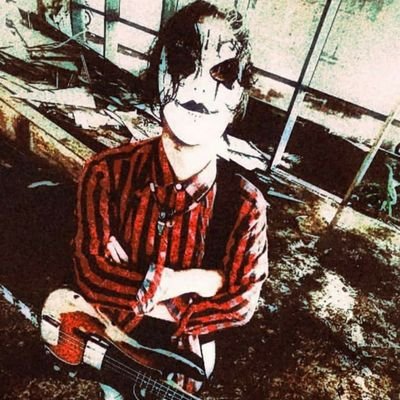 Bass player Band :
-PHOBIA album BeSTIAL SICK
-BrandOn
-DIA single hits : #patience #marah
-TFO reborn (ironmaiden cover)
-BABONErudalproject : soul of life