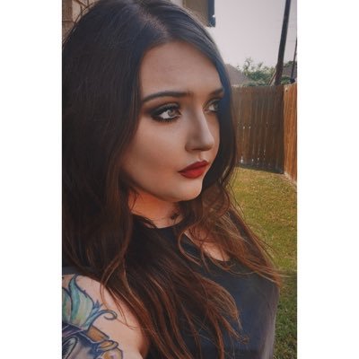 jaimekaydob's profile picture. • Conversationalist • Outlaw • ENTP • Loudest Voice in the room •