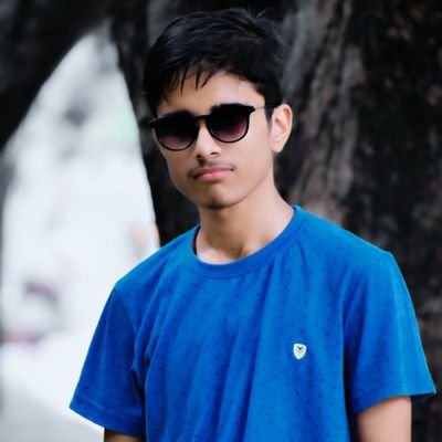 Rishu37148375's profile picture. Student