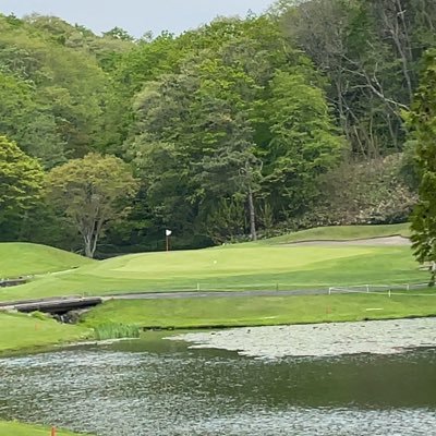 ゴルフ大好き⛳️ 旅行好き✈️🏝2018年10月にTwitter始め☺️そこからラウンド回数が激増🤗ゴルフ歴は長いが成長ない〜🤣スコアツイートなどにポチ❤照れ屋なのでリプ少な目😅返信はわりと豆😉手フェチ🤚足フェチ🦵