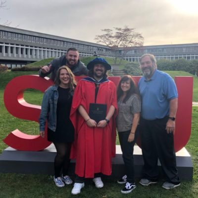 he/him/his American postdoc in Germany trying to find new anti-infectives from bacteria and experience life in Europe. San Diego Padres and San Jose Sharks fan