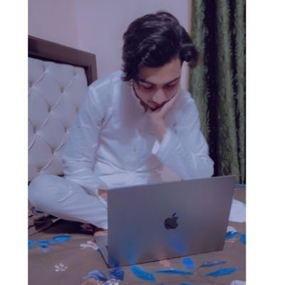 Musheer09323922's profile picture. Student 
Indian 🇮🇳♥️
RCBian..❤