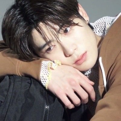 🔞 𝐍𝐒𝐅𝐖 𝐑𝐏 • 𝖻𝗂𝗌𝗌𝖾𝗑𝗎𝖺𝗅, 𝘃𝗲𝗿𝘀𝗮́𝘁𝗶𝗹 𝖾 𝗌𝗐𝗂𝗍𝖼𝗁, 𝗌𝖾𝗆𝗉𝗋𝖾 𝖽𝗂𝗌𝗉𝗈𝗌𝗍𝗈 𝖺 𝗻𝗼𝘃𝗼𝘀 𝗄𝗂𝗇𝗄𝗌.