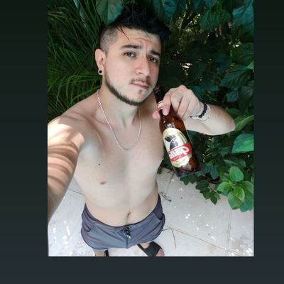 Zoroark_XY's profile picture. 4Gs