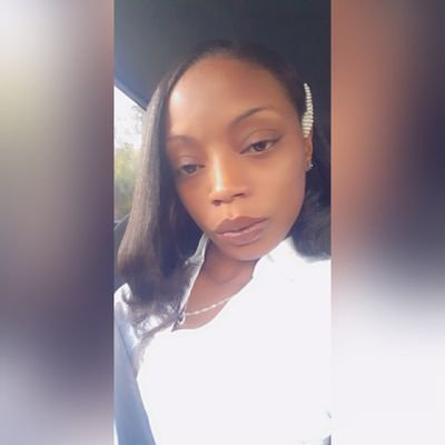 Writer,Medical Aesthetician,Naturalist
Direction Is More Important Than Speed. IG:KeKeDifferent101 @_SkinnCareLine
IG:KeKeDifferent