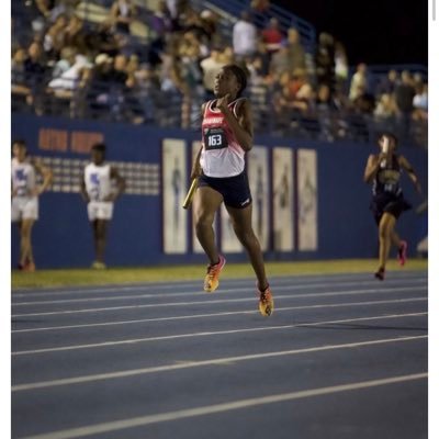 Student Athlete • Track & Field • National Champion•Miami northwestern 400,400mh,800 • Pr: 400mh 1:00.32•400:55:62•800:2:17:04