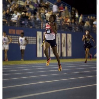 Student Athlete • Track & Field • National Champion•Miami northwestern 400,400mh,800 • Pr: 400mh 1:00.65•400:55:62•800:2:17:04