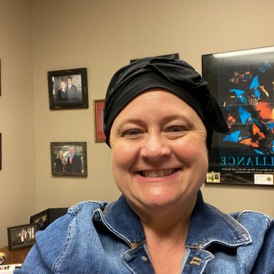 Communications Director for @RepDonBacon (NE-02). Living life in the big O! #OvarianCancerAwareness #CancerSurvivor #FightingCTEPH