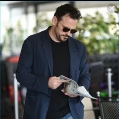 Mike48412092's profile picture. Занимаюсь помощью людям