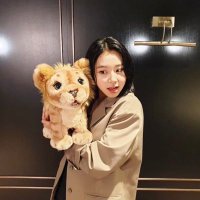 ともちぇ (@chaechae_pen) 's Twitter Profile