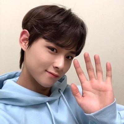 DKZ❤ 얌생즈❤ 짱쩐프
🐯🐰🐹🐶🐱🐻🦊/ 2n 아리입니당 편하게 다가와주세요☺/맘찍 많아요❤/ 현생으로 잠시동안만 천천히...