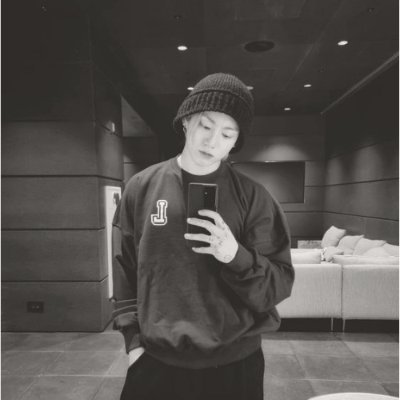 방탄소년단 ─ 𝗐𝖾 𝖺𝗋𝖾 𝗳𝗼𝗿𝗲𝘃𝗲𝗿 𝖻𝗎𝗅𝗅𝖾𝗍𝗉𝗋𝗈𝗈𝖿 ! ✦ / only @BTS_twt
*. ✧ : @ilvs_JM