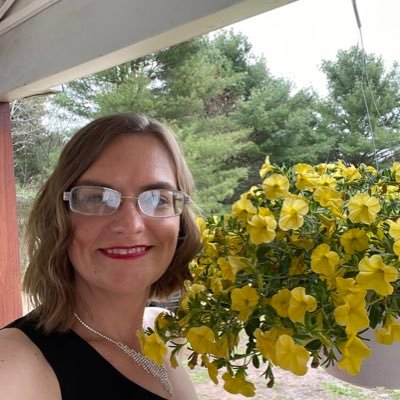 Dickins12Cristy's profile picture. Typical hot mess mom of two.