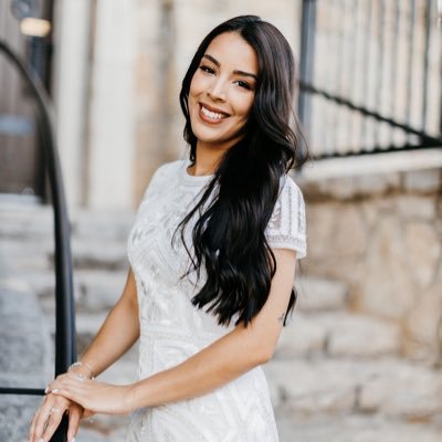 Daniela Piñeros Profile