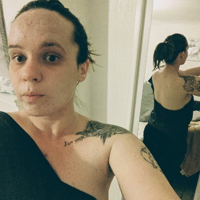 HannahLoadwick's profile picture. 