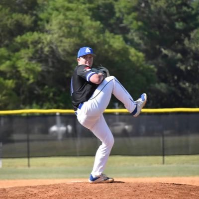 davisoballin's profile picture. 