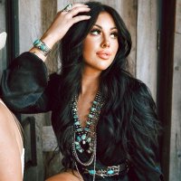 whit:) (@shotsofwhitney) Twitter profile photo