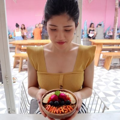 🇨🇦🇺🇸🇮🇩🇹🇼 → 🌎好きな時に好きな人と好きな場所へ✈ ホテル業界→フリーランスwebデザイナー→事業家💸🎠 🗽人生の選択肢増やして豊かに暮らす🎡元シーメイト✨