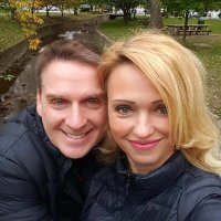 Loz and Trish McKenna(@rentalhosttips) 's Twitter Profile Photo