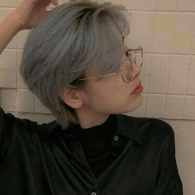 ( #UNREAL ㅡ 1992 )  was born on February 14, and her birthplace is South Korea. Lee joyong is also well known as,Television actress widely recognized for her wo