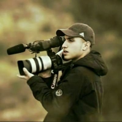در این جنگ نرم کافی است هواداران جبهه حق بیدار باشند و بیکار ننشینند چرا که زبان حق همیشه مؤثرتر از زبان باطل است!
🍃🌷اللهمعجللولیڪالفرج🌷🍃