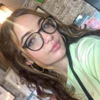 𝓋𝒾𝑜𝓁𝑒𝓉 ♡ (@viovenussxo) 's Twitter Profile Photo