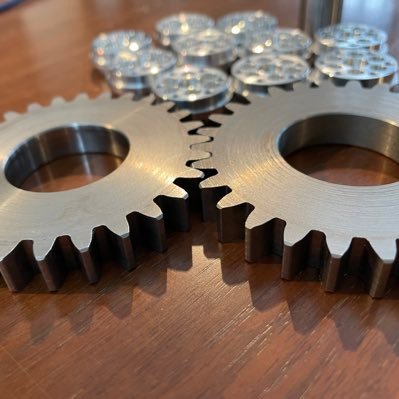 京工繊/機械物理学専攻 M1/ForteFibre 21er/流体の人/🎹 機械の人ですがプログラムいじったりもしてます