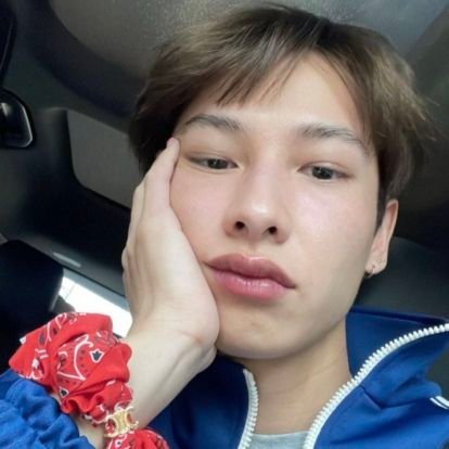 AliasArtery's profile picture. ฉันไม่ต้องการที่จะรักคุณอีกต่อไปมันเจ็บ!            

       👶💚👴