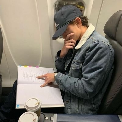 spideylofie's profile picture. —if you even cared you'd actually be here