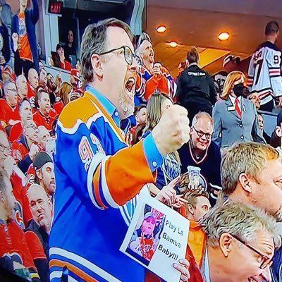 Oiler, former Esks fan. Dad and brand new Grandpa. Here to brighten your day with a laugh,most of the time. Don’t suffer fools.