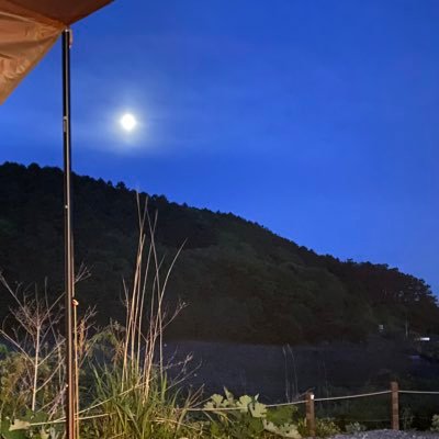 tanukicamp's profile picture. 長野を中心にソロキャンプしてます。仕事の合間に遠征も。BUNDOKソロ ティピー 1 TCのカスタマイズを楽しみつつ、真夏用の幕も思案中…🤔