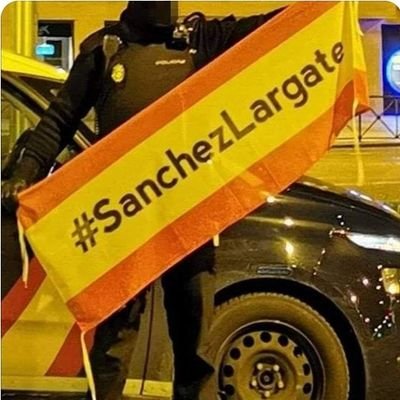 Oigo, Ucrania, tu aflicción, y escucho el triste concierto que forman, tocando a muerto, la campana y el cañón.