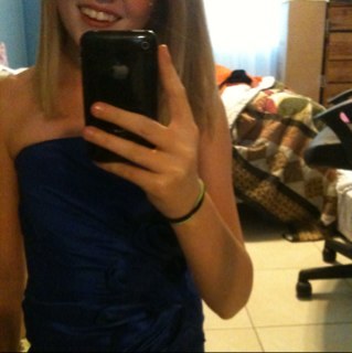 MeghanSmile95's profile picture. 