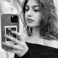 SONA OLICKAL 🌻 (@sonaolickal_) 's Twitter Profile