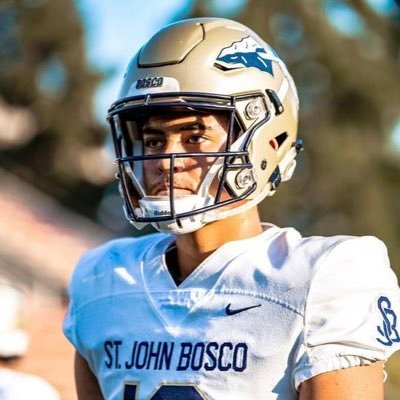 Praise God ✞ | St . John Bosco ‘24📚🏈🏀 | QB 6’4 225| 4.42 GPA 🇸🇻🇵🇭 | Trinity League MVP | SBLive Breakout Player of the Year