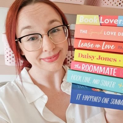 Scottish Book Blogger 📖☕️🥐 Lover of iced coffee, baked goods, cosy fantasy, cowboy romances & all bookish things. https://t.co/1oZ2LaOIPL