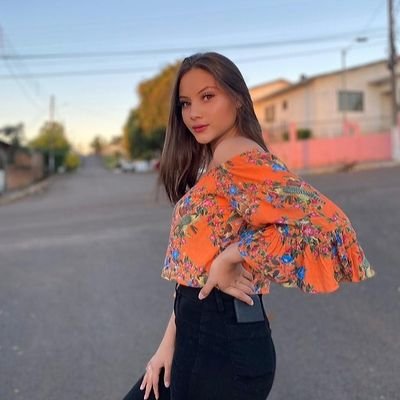 Lais46539837's profile picture. 