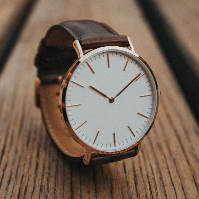 The latest trends in men's watches .