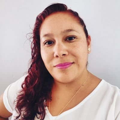 LYZHERMOSA's profile picture. 