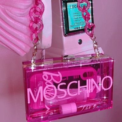 Alienarmy24's profile picture. Melanin 
Congolese
#btsarmy  #blm 
~smile while u have teeth~