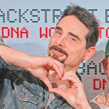 daily dose of @kevinrichardson aka the best backstreet boy 💕 || no content here is mine || i am NOT kevin • main: @fallenparx