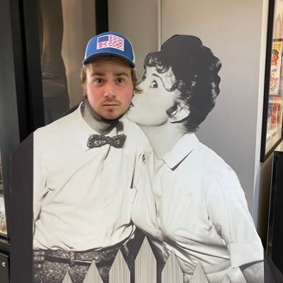 mr_cheeks_01's profile picture. you mess with the burger, you get the buns