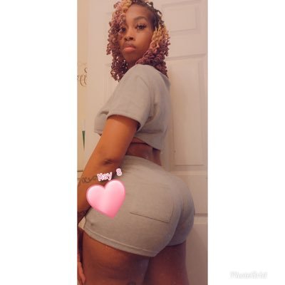 chanel2tymes's profile picture. Mommy of 4 loading 💕💙💕 .... I’m a mommy before anything….what I do right after that is none of your mf business B^TCH 🤷🏽‍♀️🤞🏽