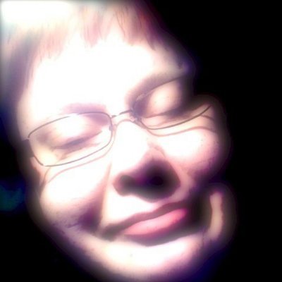 kulttuuriasiantuntija, musiikkitieteilijä, joka kommentoi ja kritisoi ajan ilmiöitä / PhD of film musicology with a critical view to the world