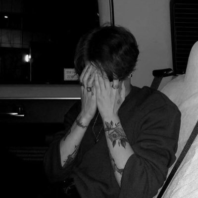 bitmisbironur's profile picture. boş biri