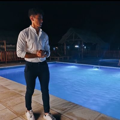 enzoroman98's profile picture. https://t.co/Lnqa64UAij